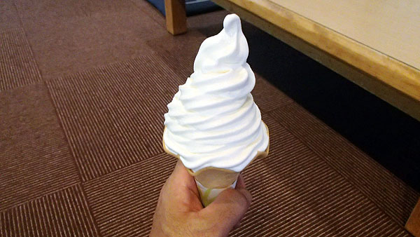 別海の牛乳で作られたソフトクリーム